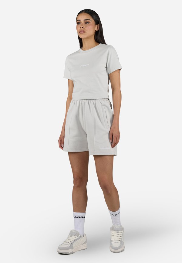 Pegador INES CROPPED BABY TEE