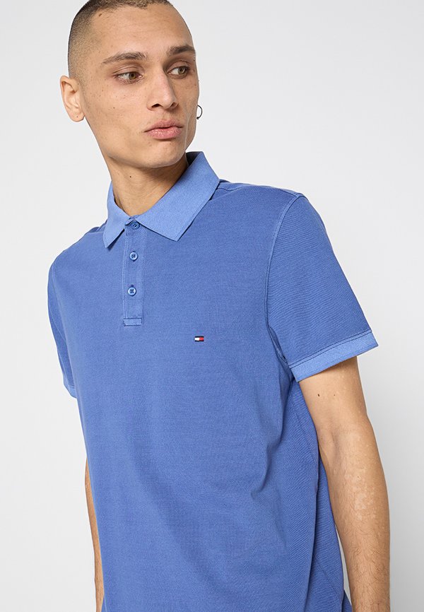 Tommy Hilfiger REGULAR FIT