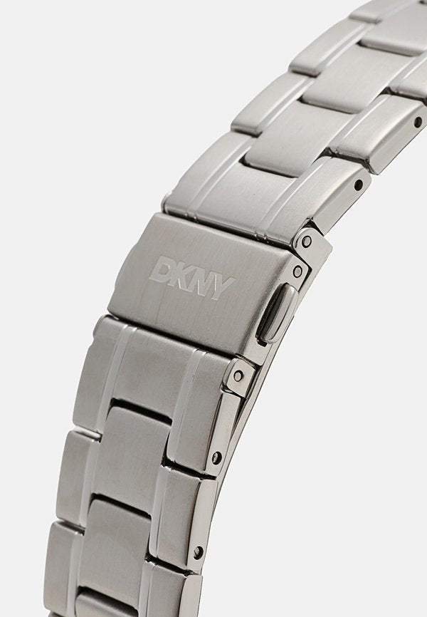 DKNY