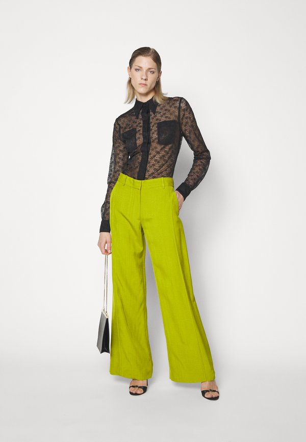 Victoria Beckham FITTED