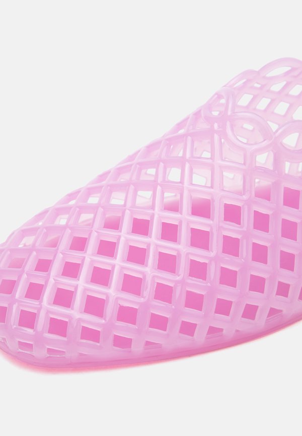 Steve Madden JELLY GROVE 2.0