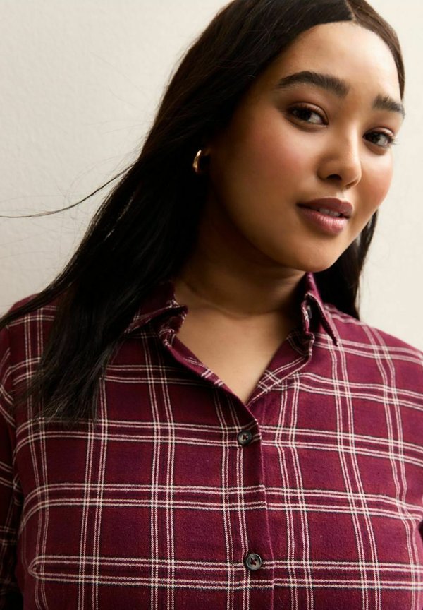 New Look Curves CURVES CHECKED LONG SLEEVE
