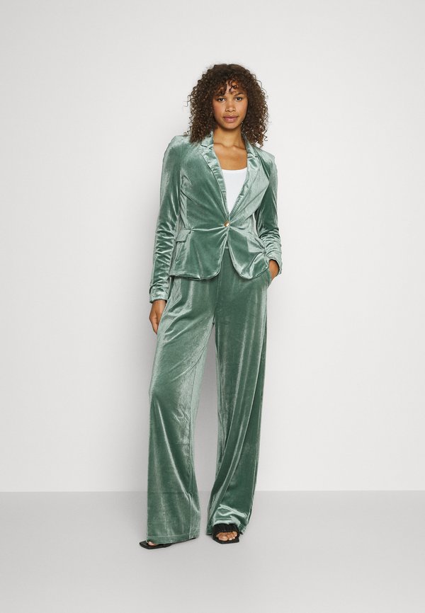 Vero Moda Tall VMCARLY WIDE PANT