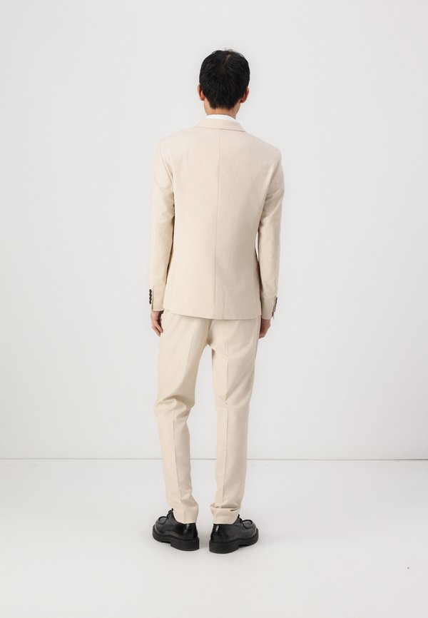 Isaac Dewhirst NOTCH SUIT NEW COAT SLIM