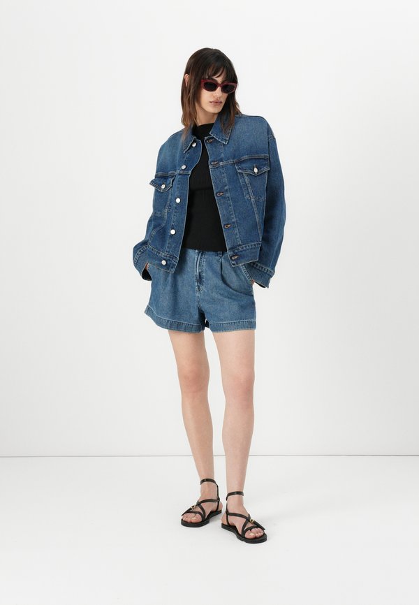 7 for all mankind OLI CROPPED TRUCKER