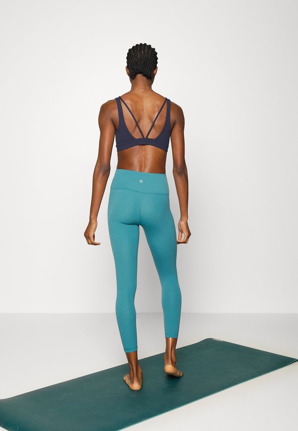 Athleta TRANSCEND