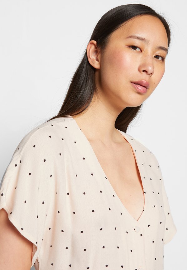 NA-KD BUTTON FRONT DRESS
