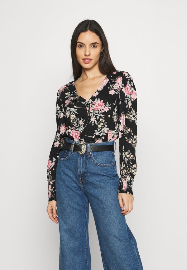 Pieces PCPAOLA SHIRT