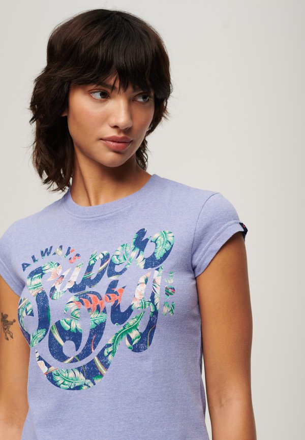 Superdry & Co FLORAL SCRIPTED SLEEVE
