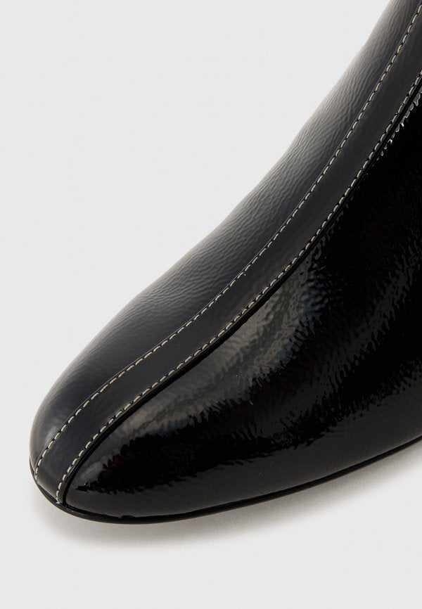 KARL LAGERFELD BONNIE