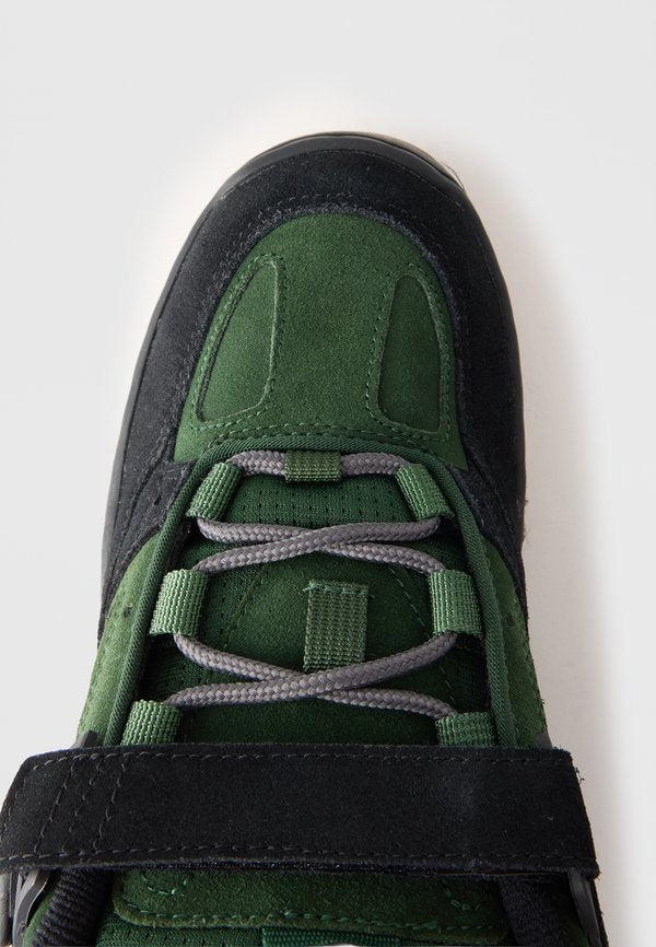 DC Shoes