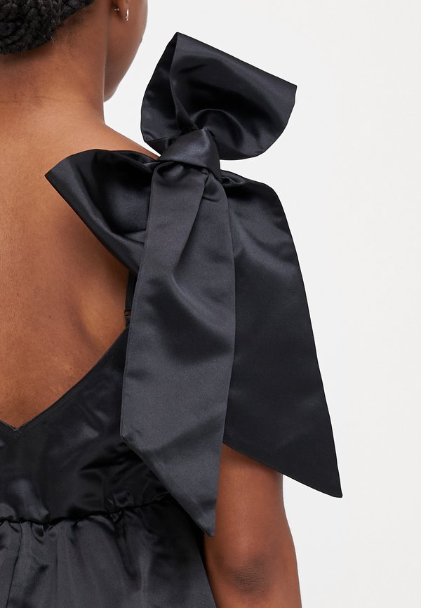 Vero Moda Petite VMRILEY SINGLET BOW SHORT DRESS