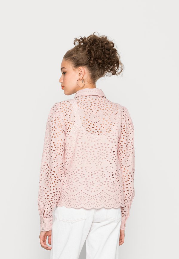 NIKKIE REBECY BRODERIE BLOUSE