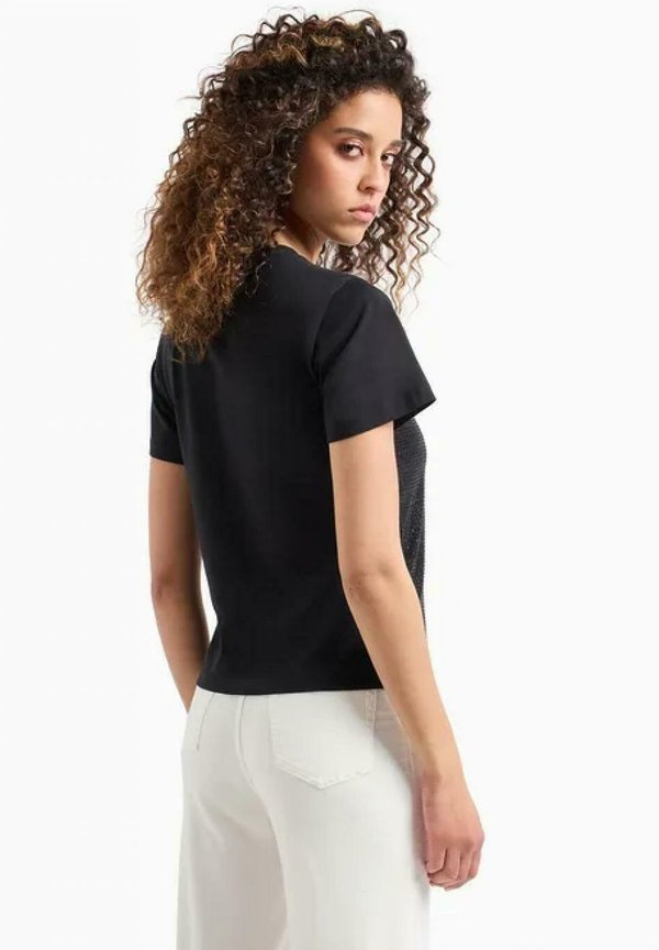 EA7 Emporio Armani