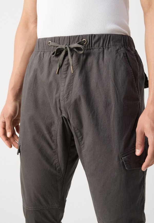 INDICODE JEANS LEVI