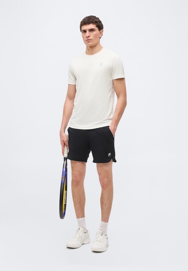 Fila TRISTAN