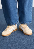 adidas Originals GAZELLE INDOOR - Trainers - magic beige/footwear white/gum