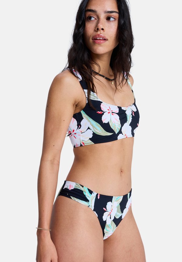 Roxy ESSENTIALS MODERATE