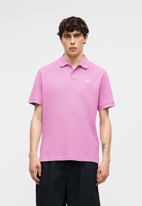 Nike Sportswear