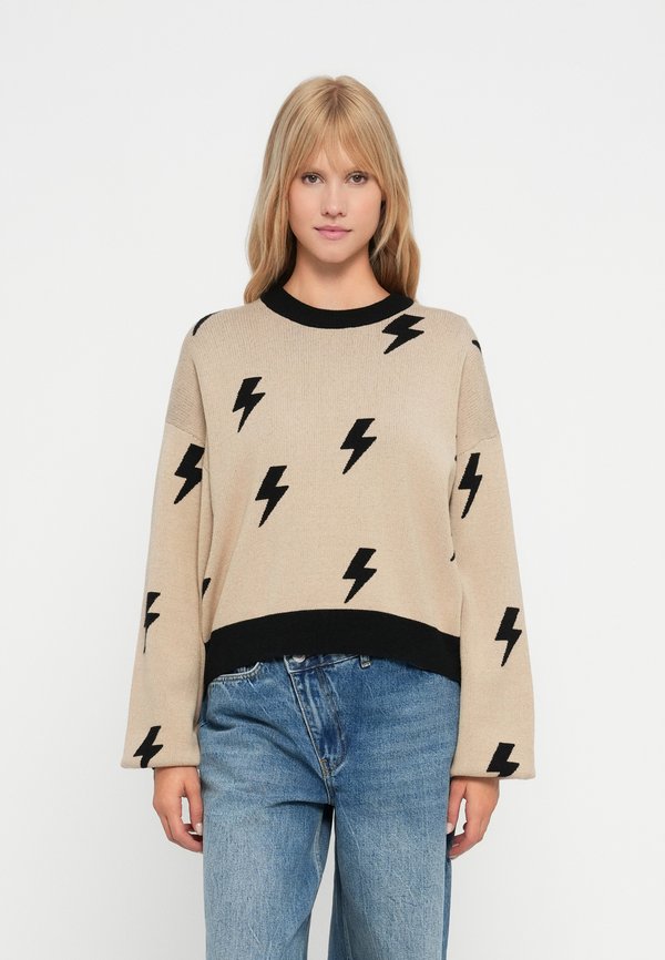Noisy May NMCHARLOTT L/S O-NECK KNIT FWD NOOS