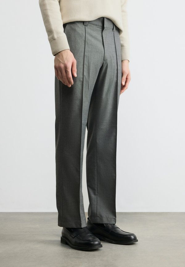 Calvin Klein 90S STRAIGHT