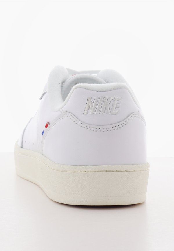 Nike Sportswear