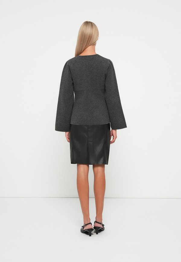 ONLY ONLSERENA V NECK