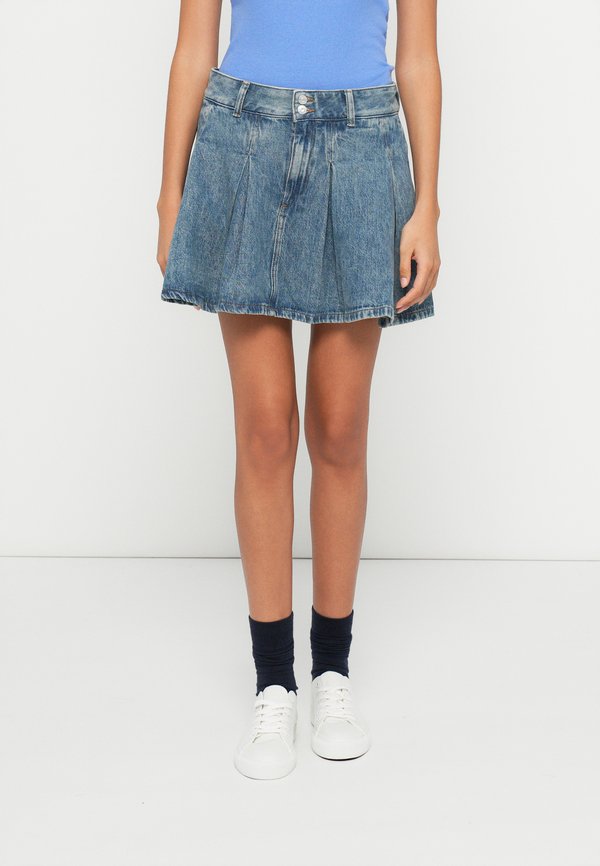 Tommy Jeans PLEATED DENIM MINI SKIRT