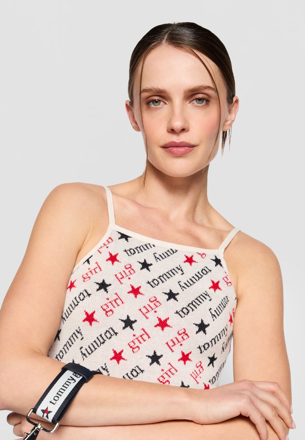 Tommy Jeans EXCLUSIVE TOMMY GIRL SWEATER DRESS