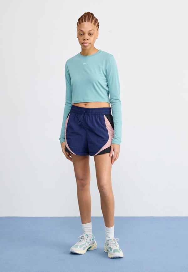 Nike Sportswear
