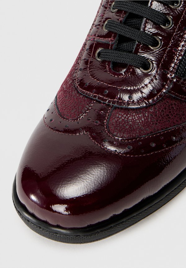Scholl THELMA