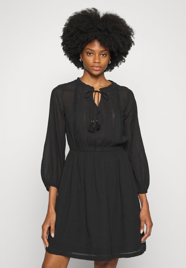 Marks & Spencer TIE FRONT CUTWORK