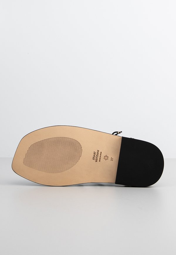 Stuart Weitzman KORA