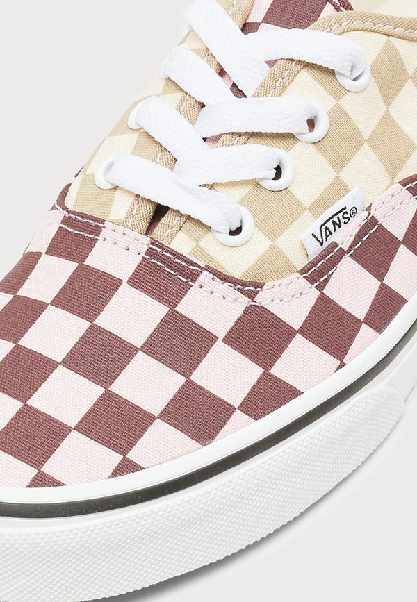Vans AUTHENTIC