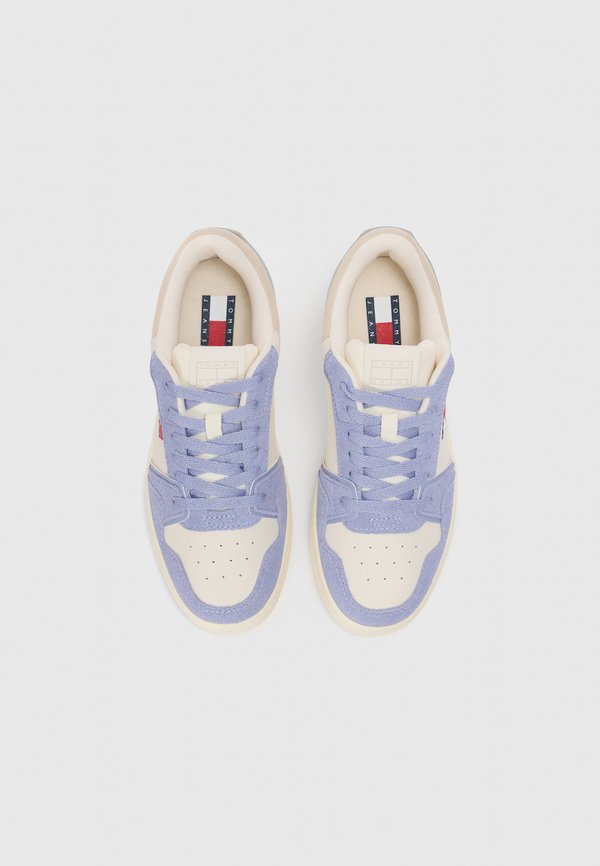 Tommy Jeans RETRO