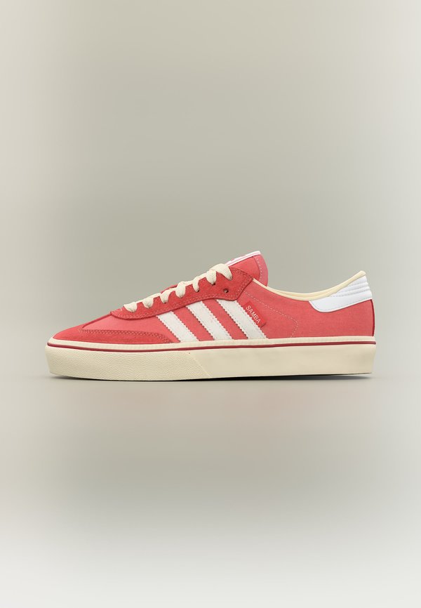 adidas Originals SAMBA ST UNISEX - Trainers - preloved scarlet/footwear white/cream white