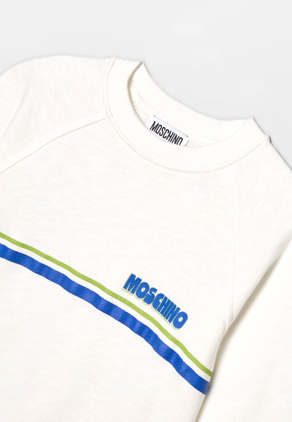 MOSCHINO