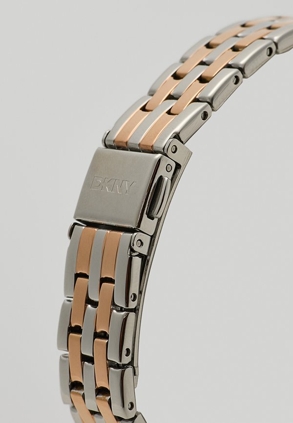 DKNY