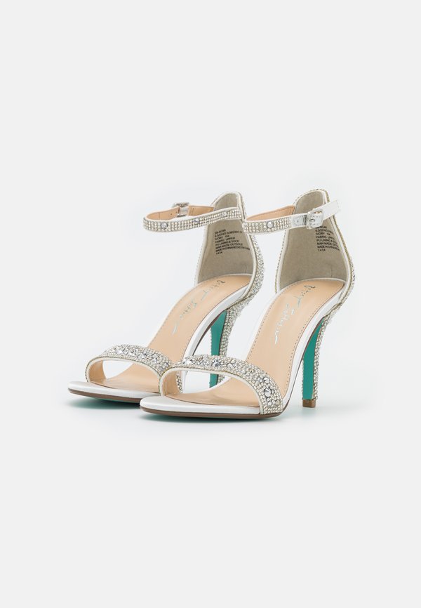Blue by Betsey Johnson SCAR