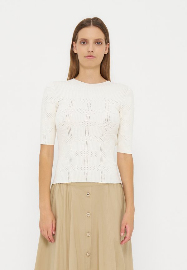 TWINSET