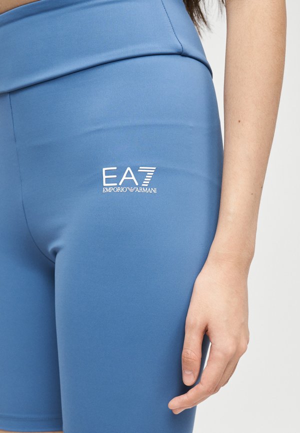 EA7 Emporio Armani