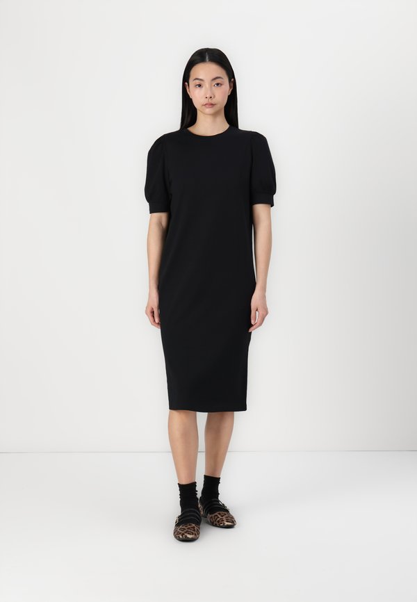 Aware VMKERRY O-NECK VMA