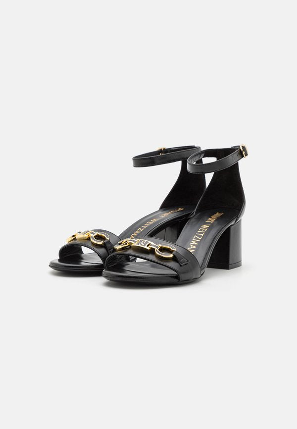 Stuart Weitzman SIGNATURE