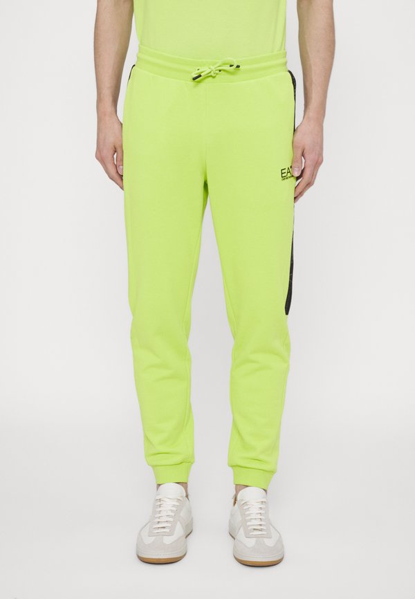 EA7 Emporio Armani