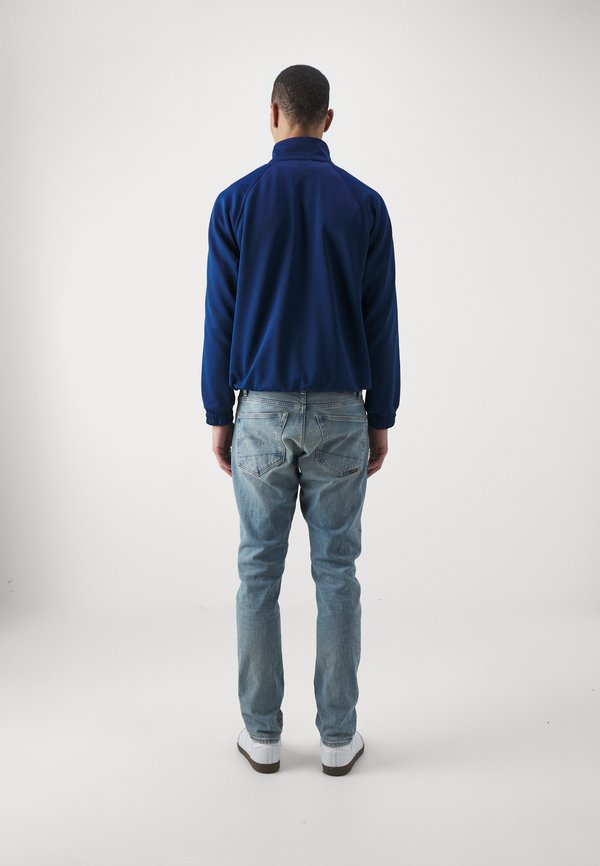 G-STAR SLIM