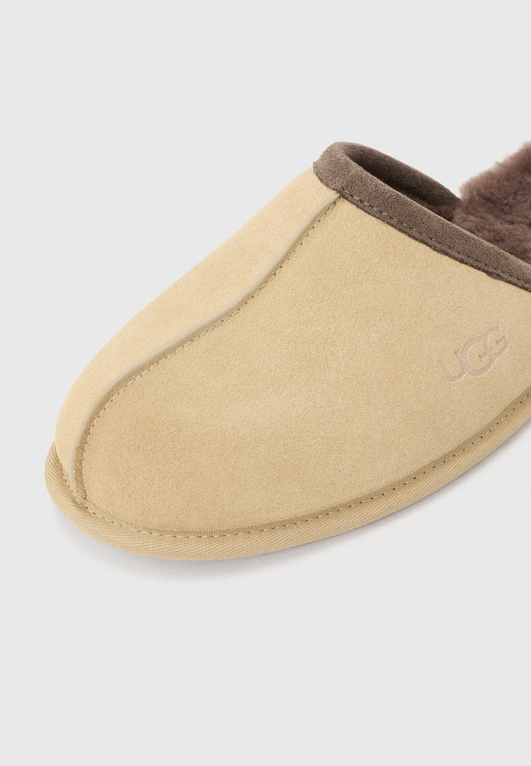 UGG SCUFF