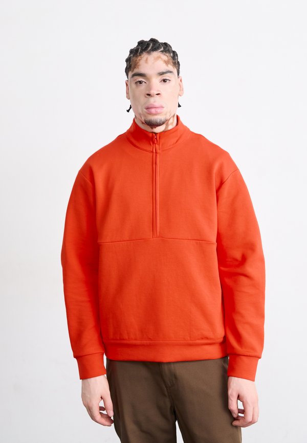 Nike Sportswear 24.7