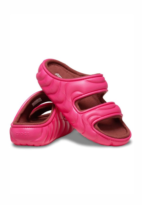 Crocs CLASSIC COZZZY OVERPUFF