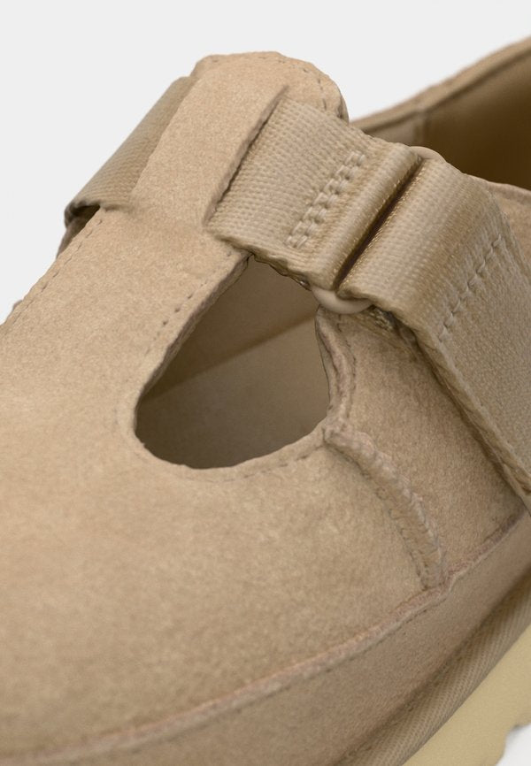 UGG GOLDENSTAR MARY JANE
