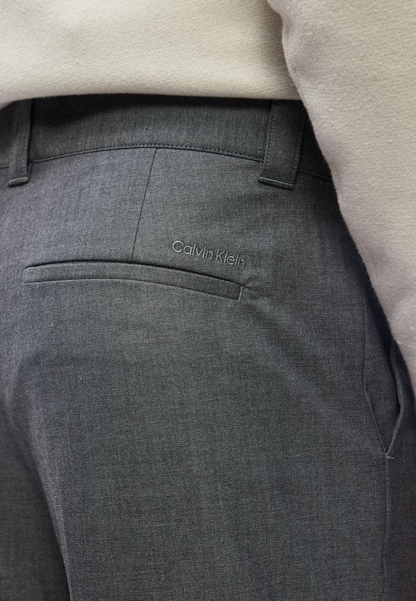 Calvin Klein 90S STRAIGHT